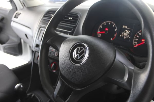 2022-Volkswagen-Polo-Vivo-TRENDLINE-WITH-MAGS image:14