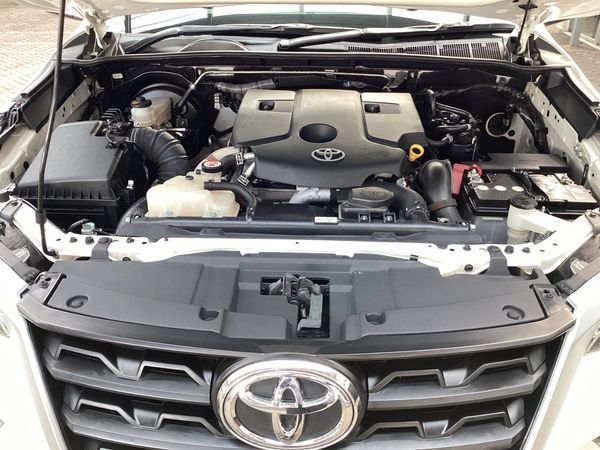 2022-Toyota-Fortuner-24-GD-6-Raised-Body-Auto image:22