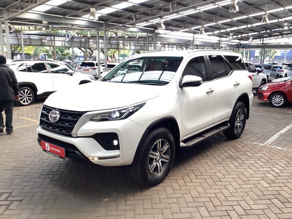 2022-Toyota-Fortuner-24-GD-6-Raised-Body-Auto image:23