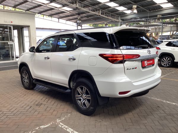 2022-Toyota-Fortuner-24-GD-6-Raised-Body-Auto image:24
