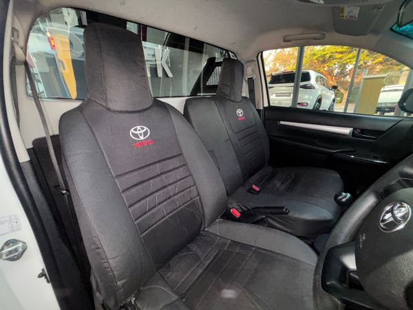 2021-Toyota-Hilux-24-GD-S-Single-Cab image:9