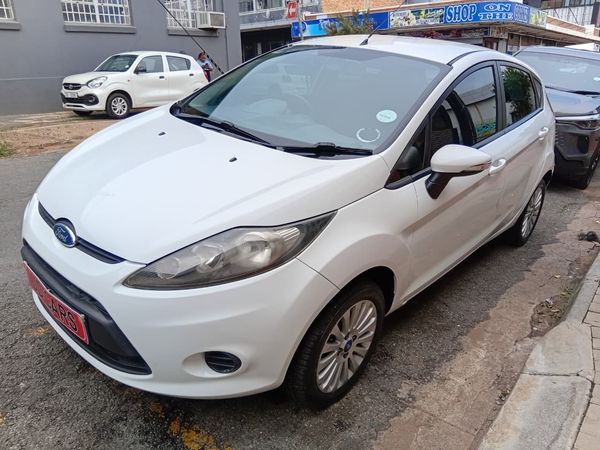 2012-Ford-Fiesta-14i-Trend-5-dr image:2