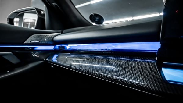 2025-BMW-M5-Competition-Auto image:10