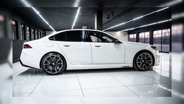 2025-BMW-M5-Competition-Auto image:2