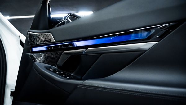 2025-BMW-M5-Competition-Auto image:4