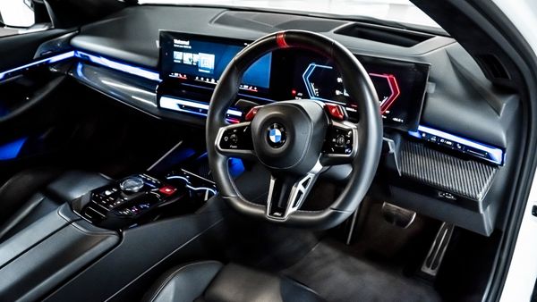 2025-BMW-M5-Competition-Auto image:5