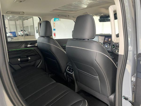 2026-GWM-Tank-300-24TD-Ultra-Luxury-4x4-Auto image:8