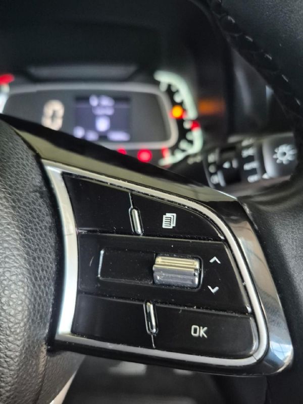 2022-Kia-Sonet-15-EX-CVT image:13