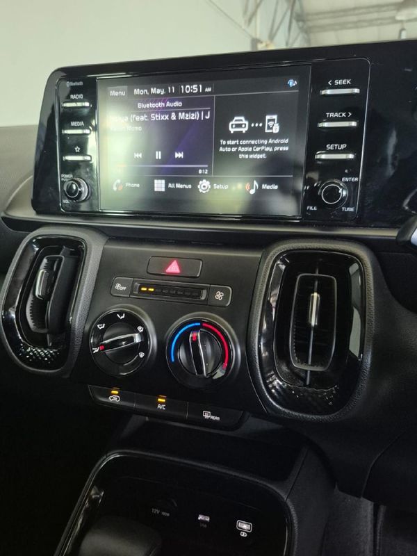 2022-Kia-Sonet-15-EX-CVT image:17