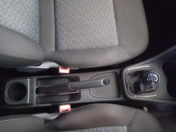 2025-Volkswagen-Polo-Vivo-14-Life image:14