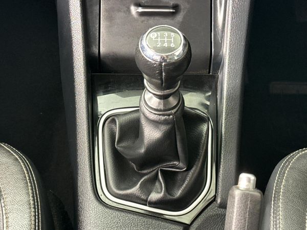 2020-Toyota-Corolla-Quest-18-Prestige image:10