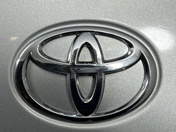 2020-Toyota-Corolla-Quest-18-Prestige image:11