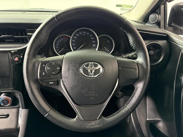2020-Toyota-Corolla-Quest-18-Prestige image:12