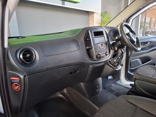 2018-Mercedes-Benz-Vito-111-16-CDI-Panel-Van image:14