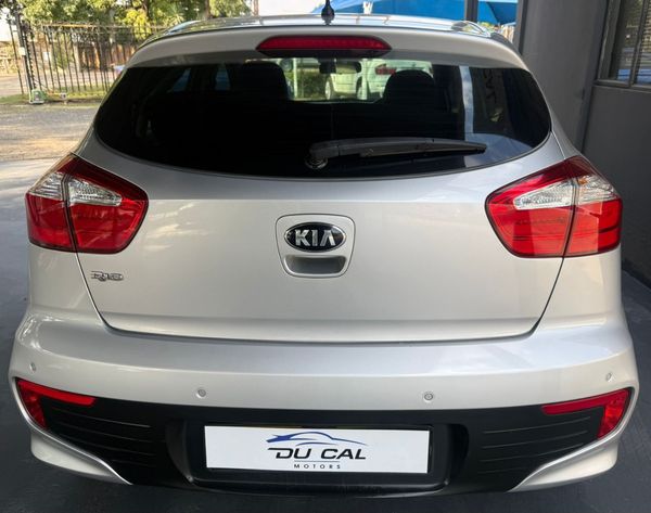 2015-Kia-Rio-14-Tec-5-dr image:4