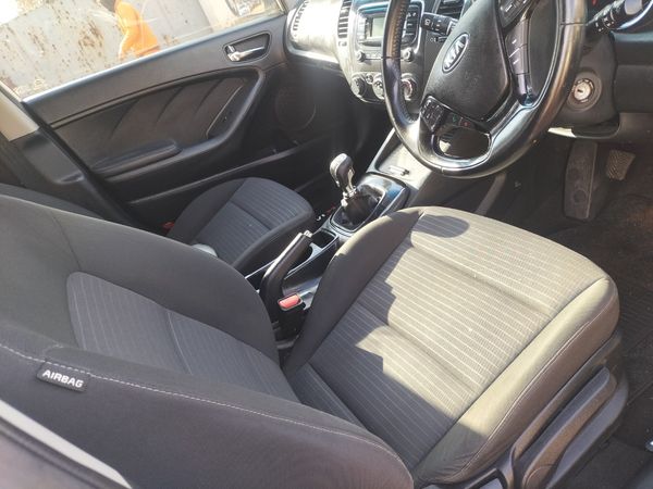 2018-Kia-Cerato-16-SX-5-dr image:4
