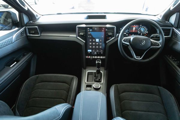 2026-Volkswagen-Amarok-20-TDI-125kW-4Mot-Dark-Label-Auto-Double-Cab image:2