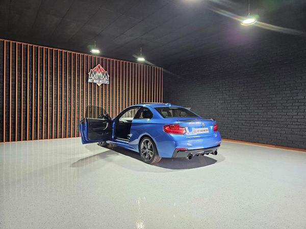 2017-BMW-2-Series-M240i-Coupe image:21