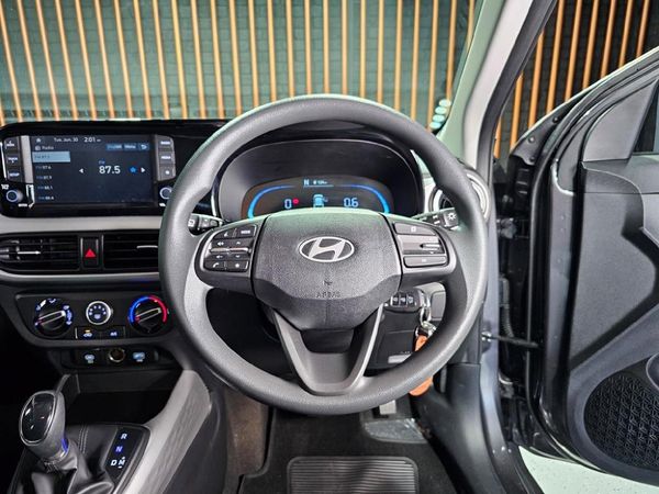 2025-Hyundai-Exter-12-Premium-Auto image:9