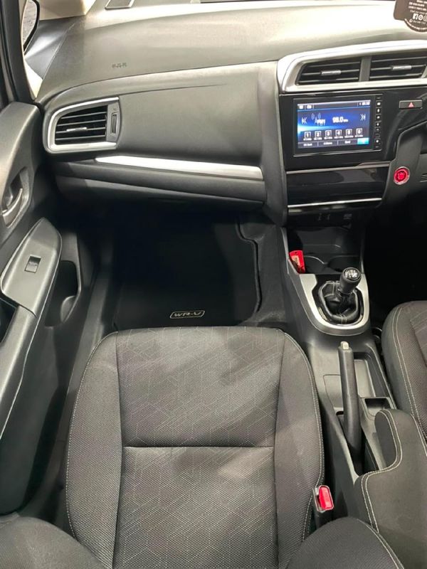 2021-Honda-WR-V-12-Elegance image:11