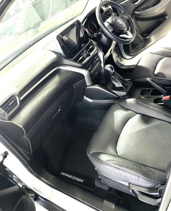 2021-Honda-WR-V-12-Elegance image:27