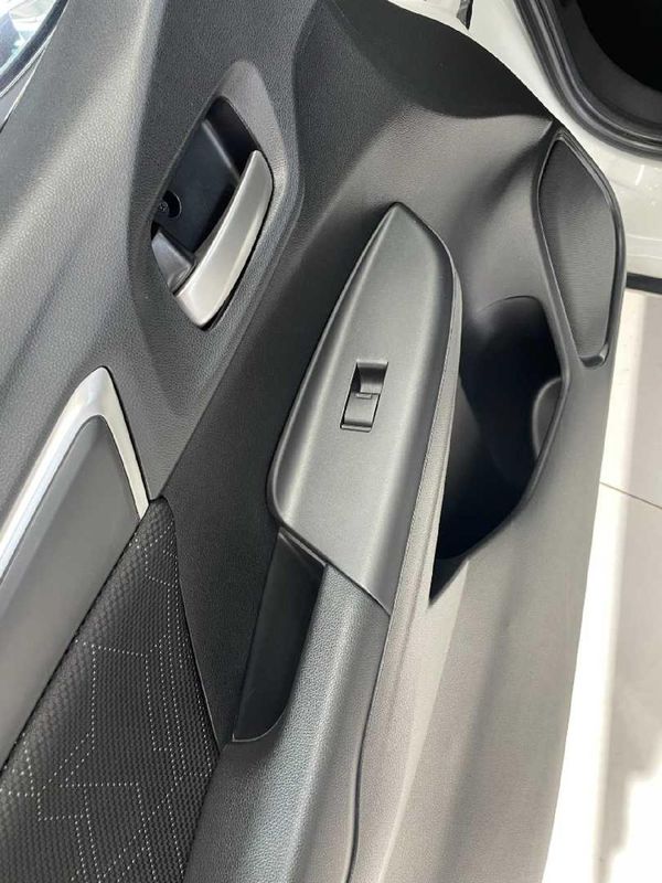 2021-Honda-WR-V-12-Elegance image:29