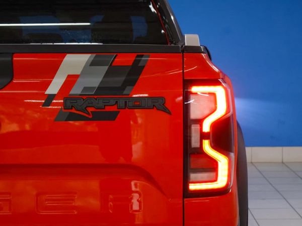 2024-Ford-Ranger-30-V6-Bi-Turbo-Ecoboost-Raptor-4x4-Auto image:11
