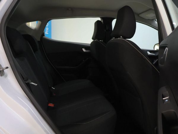2018-Ford-Fiesta-10-EcoBoost-Trend-5-dr image:14