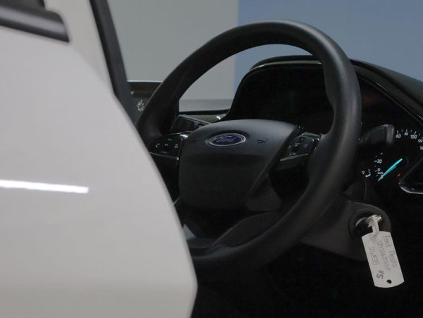 2018-Ford-Fiesta-10-EcoBoost-Trend-5-dr image:21