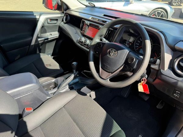 2016-Toyota-RAV4-20-GX-Auto image:10