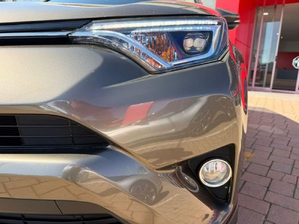 2016-Toyota-RAV4-20-GX-Auto image:20