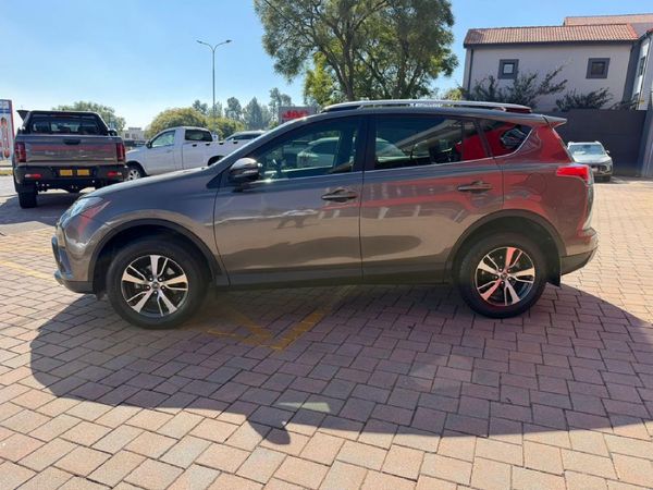 2016-Toyota-RAV4-20-GX-Auto image:6