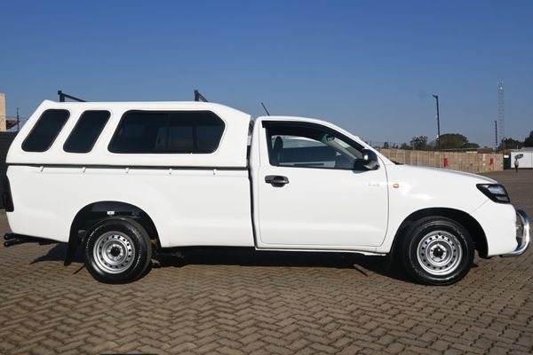 2013-Toyota-Hilux-25-D-4D-Single-Cab image:2