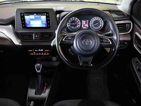 2025-Toyota-Starlet-Cross-15XS-Auto image:9