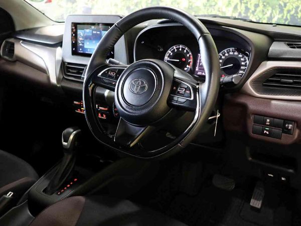 2025-Toyota-Starlet-Cross-15XS-Auto image:10