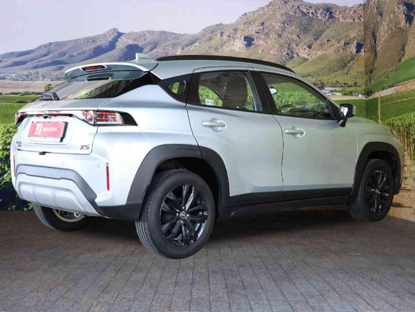 2025-Toyota-Starlet-Cross-15XS-Auto image:1