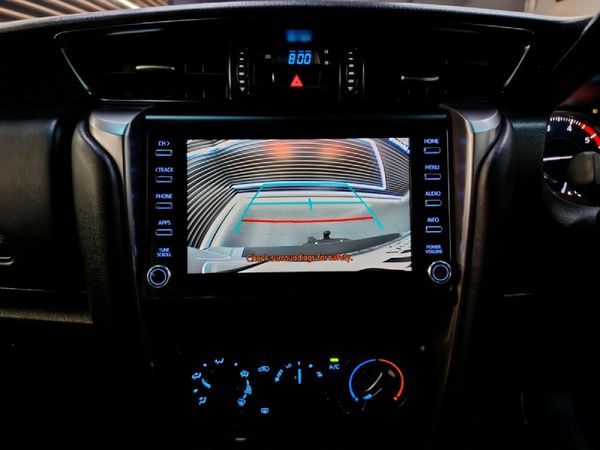 2021-Toyota-Fortuner-24-GD-6-Raised-Body-Auto image:24
