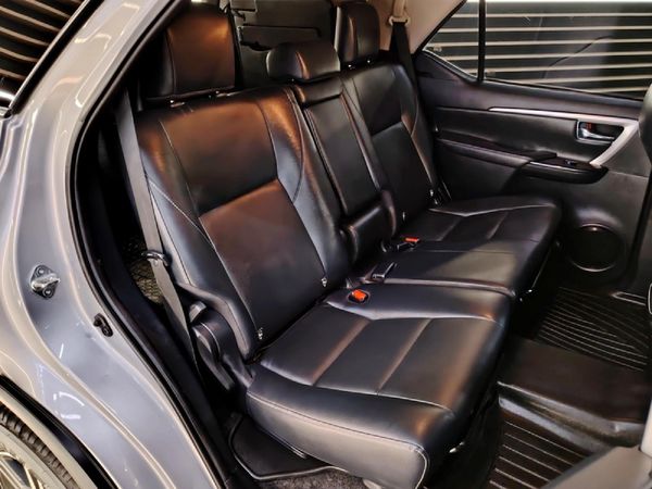 2021-Toyota-Fortuner-24-GD-6-Raised-Body-Auto image:26