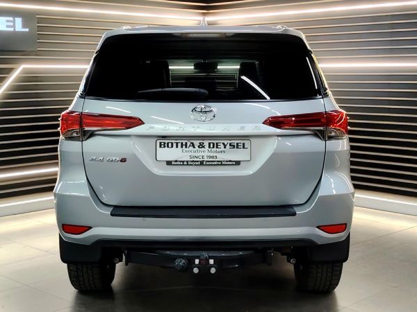 2021-Toyota-Fortuner-24-GD-6-Raised-Body-Auto image:4
