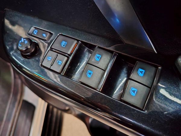 2021-Toyota-Fortuner-24-GD-6-Raised-Body-Auto image:8