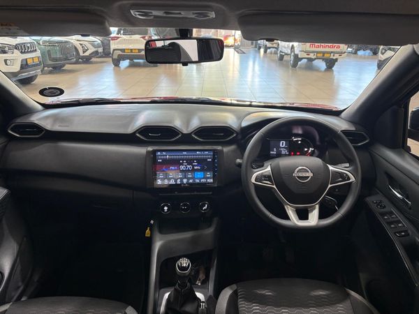 2025-Nissan-Magnite-10T-Visia image:7
