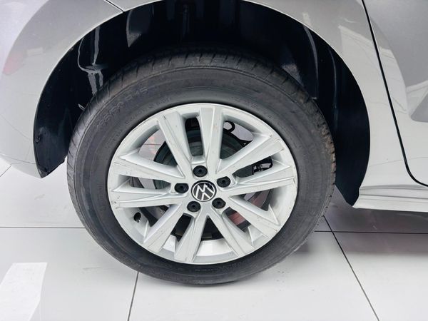 2024-Volkswagen-Polo-Vivo-14-Trendline-5-dr image:9