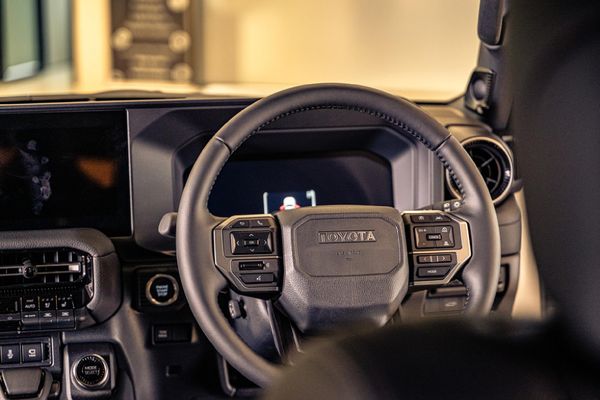 2026-Toyota-Land-Cruiser-Prado-VX-L-28GD-Auto image:11