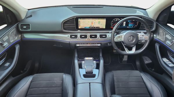 2022-Mercedes-Benz-GLE-300d-4Matic image:11
