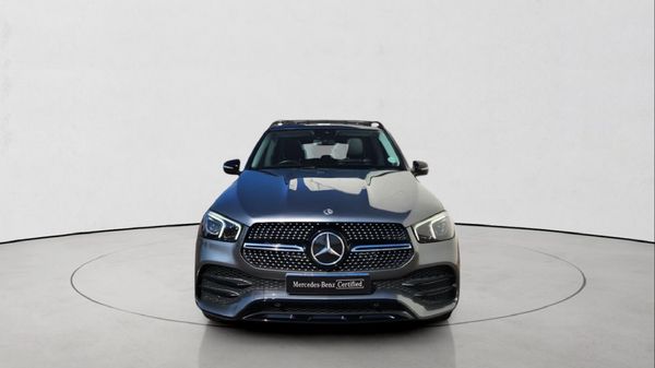 2022-Mercedes-Benz-GLE-300d-4Matic image:1