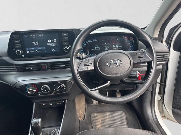 2023-Hyundai-i20-10-TGDI-Fluid image:13