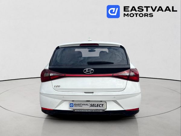 2023-Hyundai-i20-10-TGDI-Fluid image:5