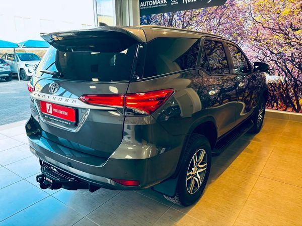 2023-Toyota-Fortuner-24-GD-6-Raised-Body-Auto image:6