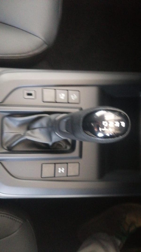 2026-Isuzu-D-Max-19-DDI-HR-LS-Auto-E-Cab image:19