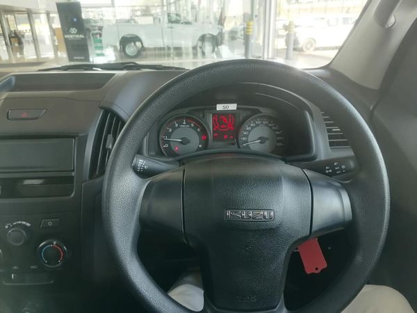 2026-Isuzu-D-Max-250-HO-Fleetside-Safety-Single-Cab image:11